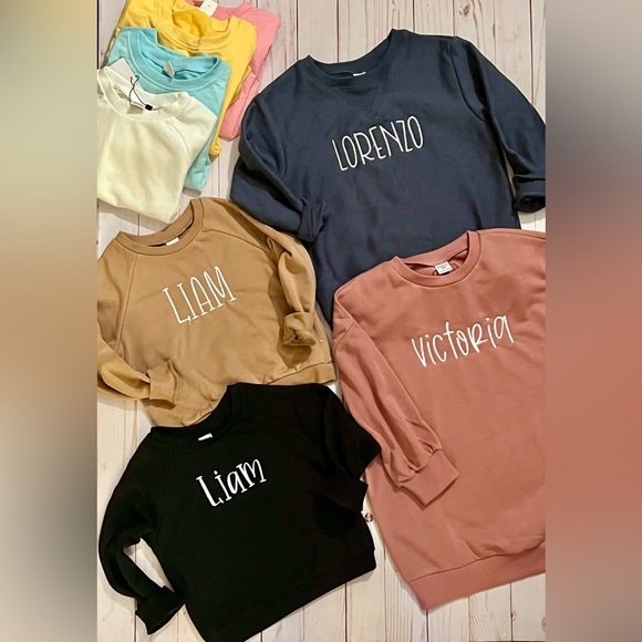 Personalized embroidered crewnecks & crewneck dresses - Picture 1 of 1